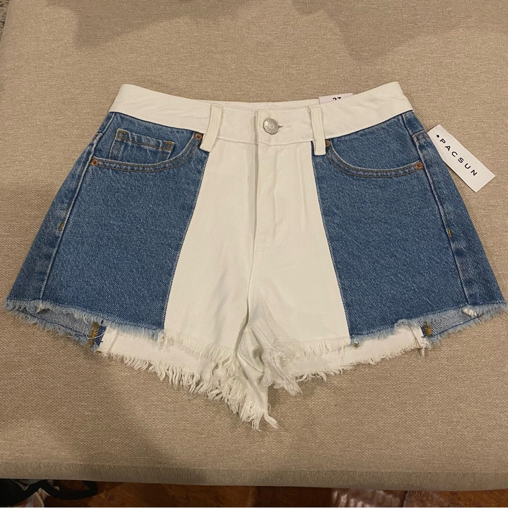 PacSun Women's Blue and White Denim Shorts